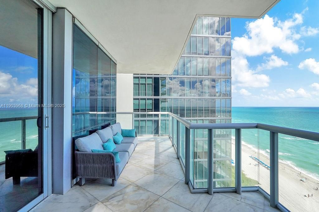 17121 Collins Ave, Unit 1808, Sunny Isles Beach, FL 33160 Photo