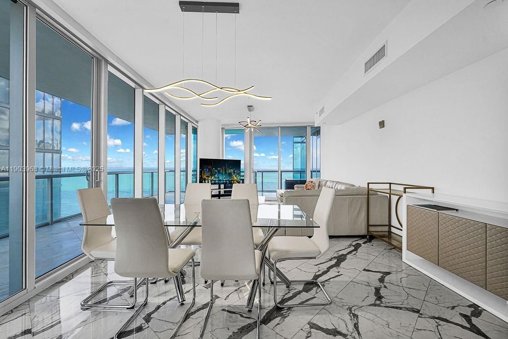 17121 Collins Ave, Unit 1808, Sunny Isles Beach, FL 33160 Photo