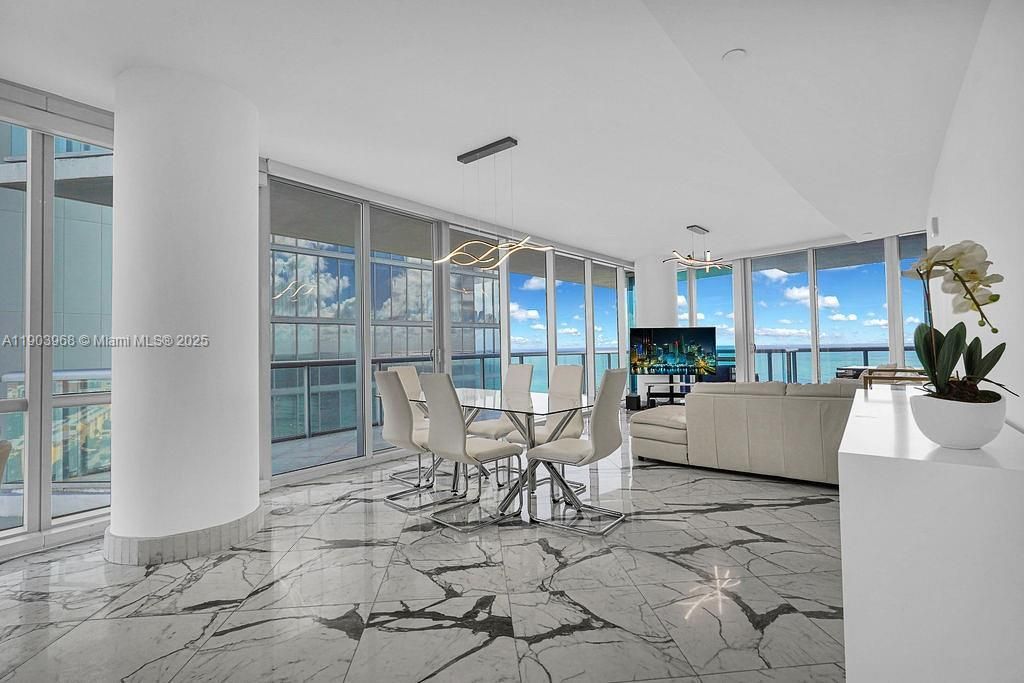 17121 Collins Ave, Unit 1808, Sunny Isles Beach, FL 33160 Photo