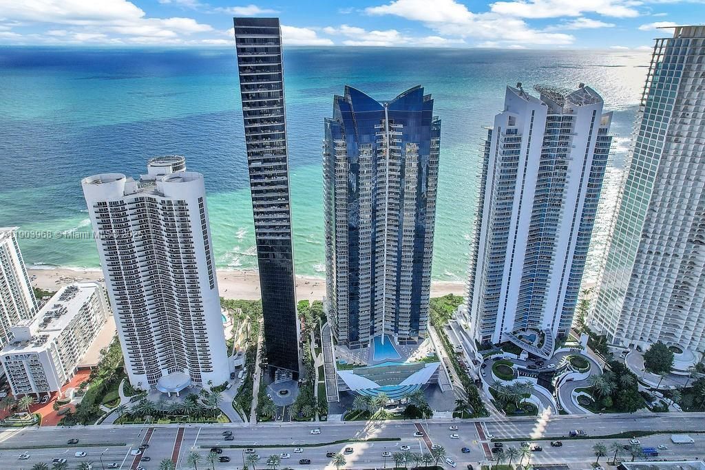 17121 Collins Ave, Unit 1808, Sunny Isles Beach, FL 33160 Photo