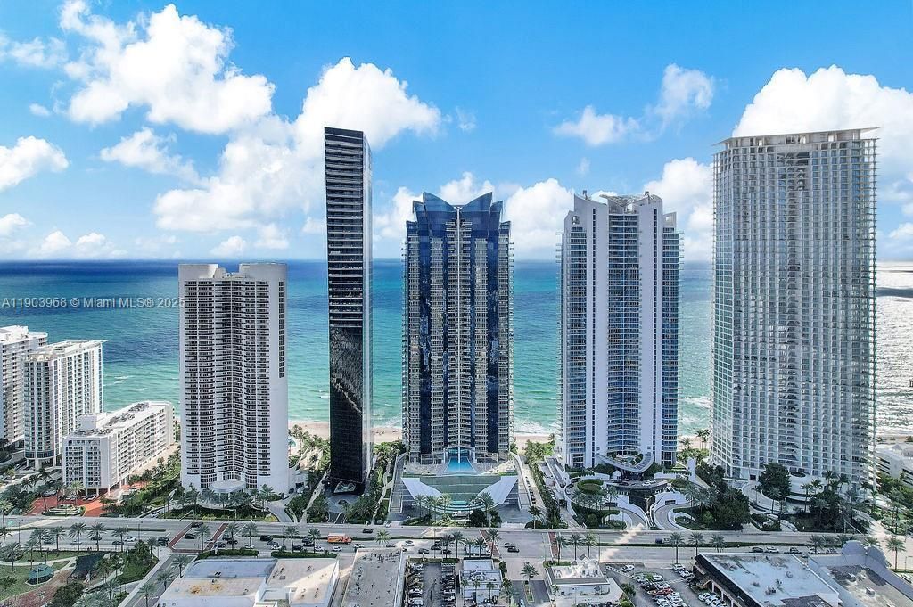 17121 Collins Ave, Unit 1808, Sunny Isles Beach, FL 33160 Photo