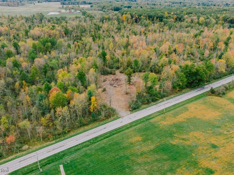 Mahoning Avenue, Lake Milton, OH 44429 Photo 4