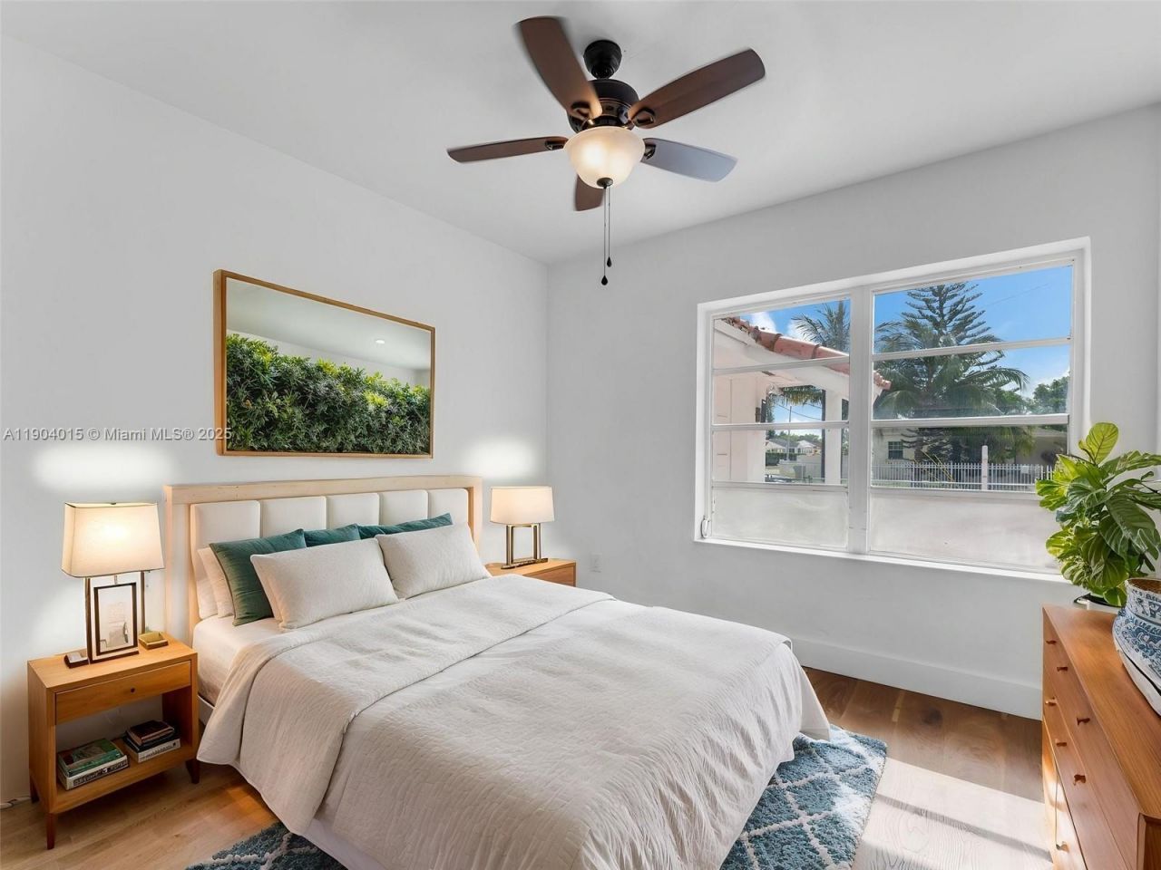 520 NW 32nd Pl, Miami, FL 33125 Photo