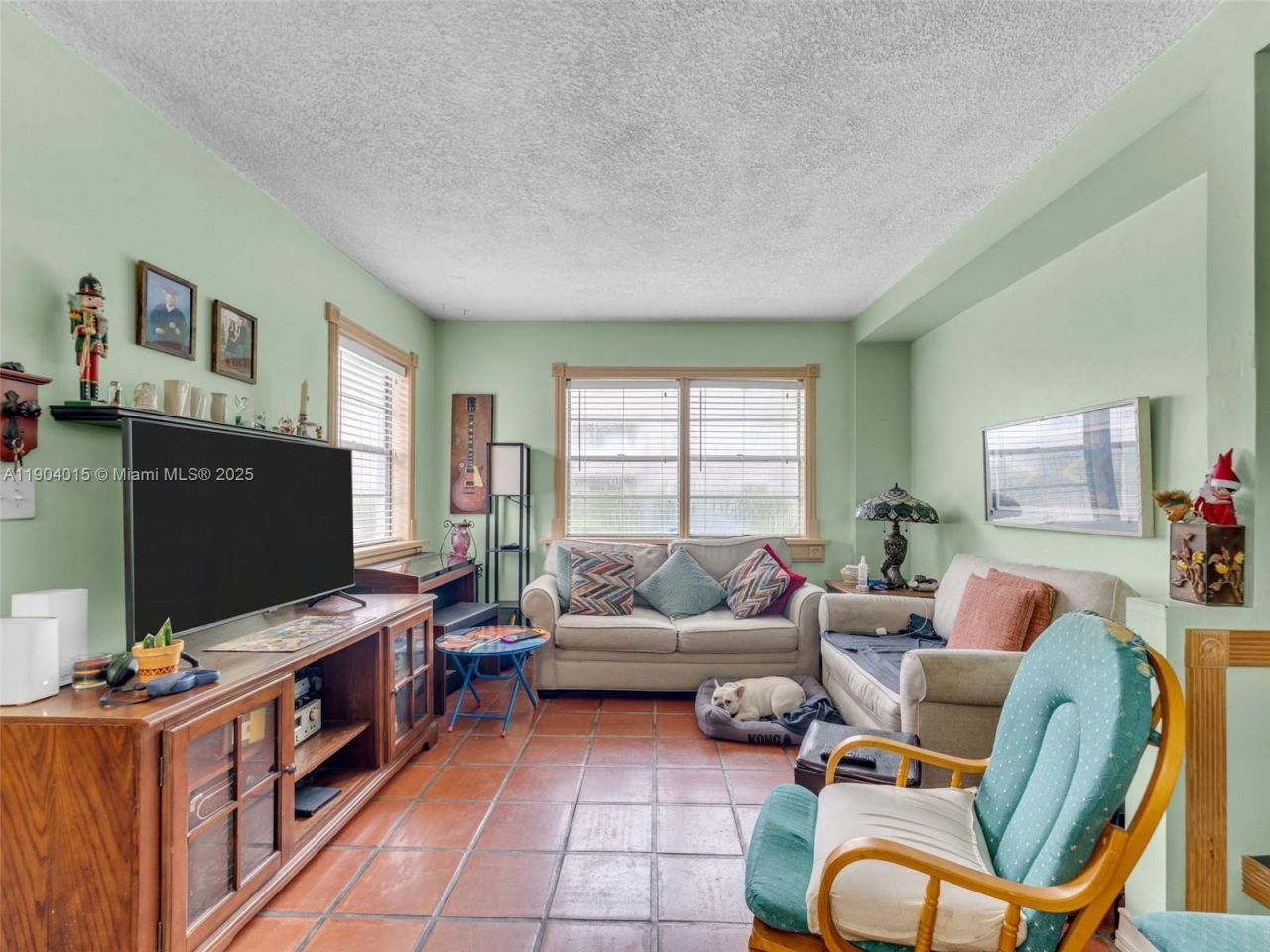 520 NW 32nd Pl, Miami, FL 33125 Photo