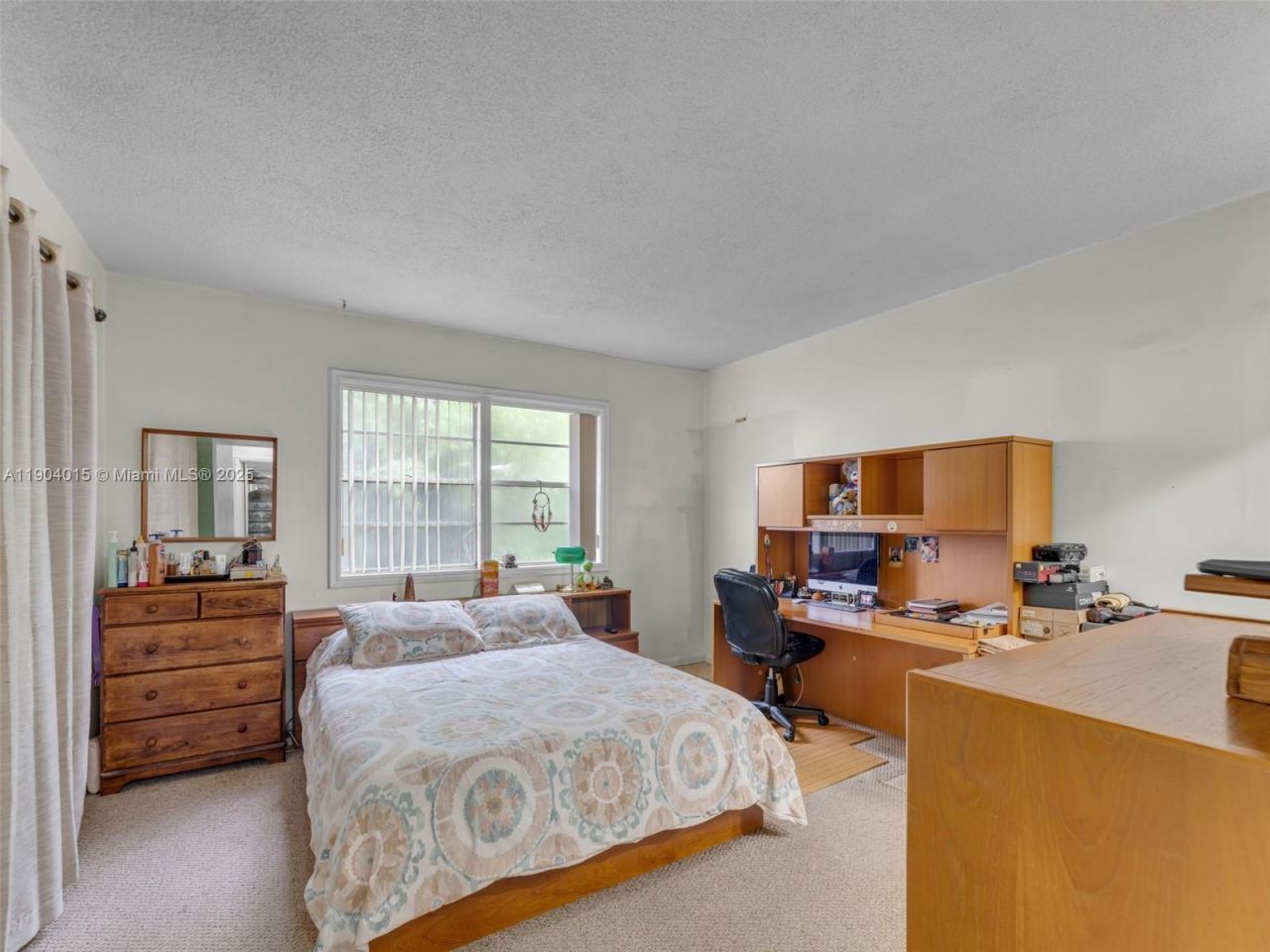 520 NW 32nd Pl, Miami, FL 33125 Photo