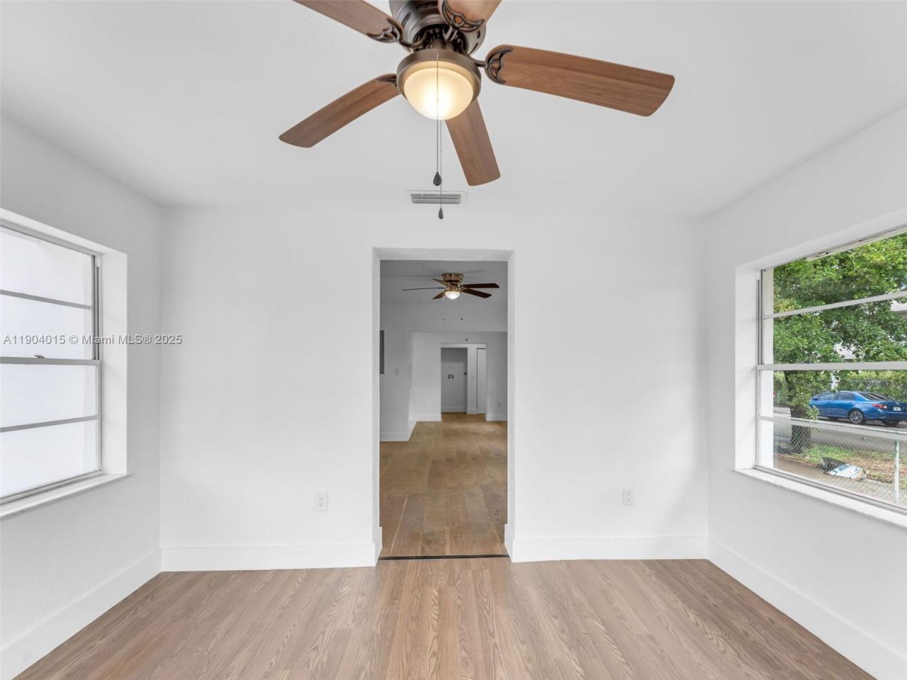 520 NW 32nd Pl, Miami, FL 33125 Photo