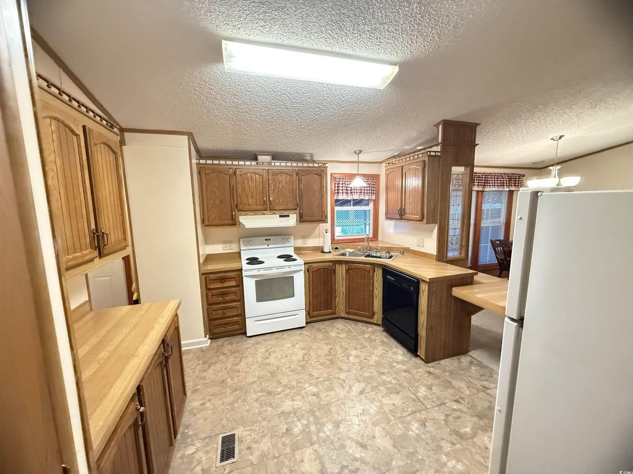 8 Buccaneer St. Photo 13