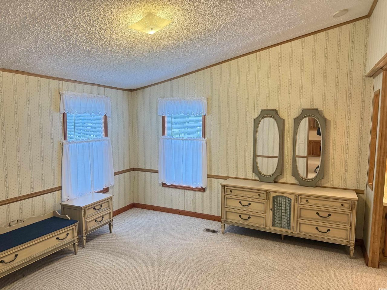 8 Buccaneer St. Photo 18