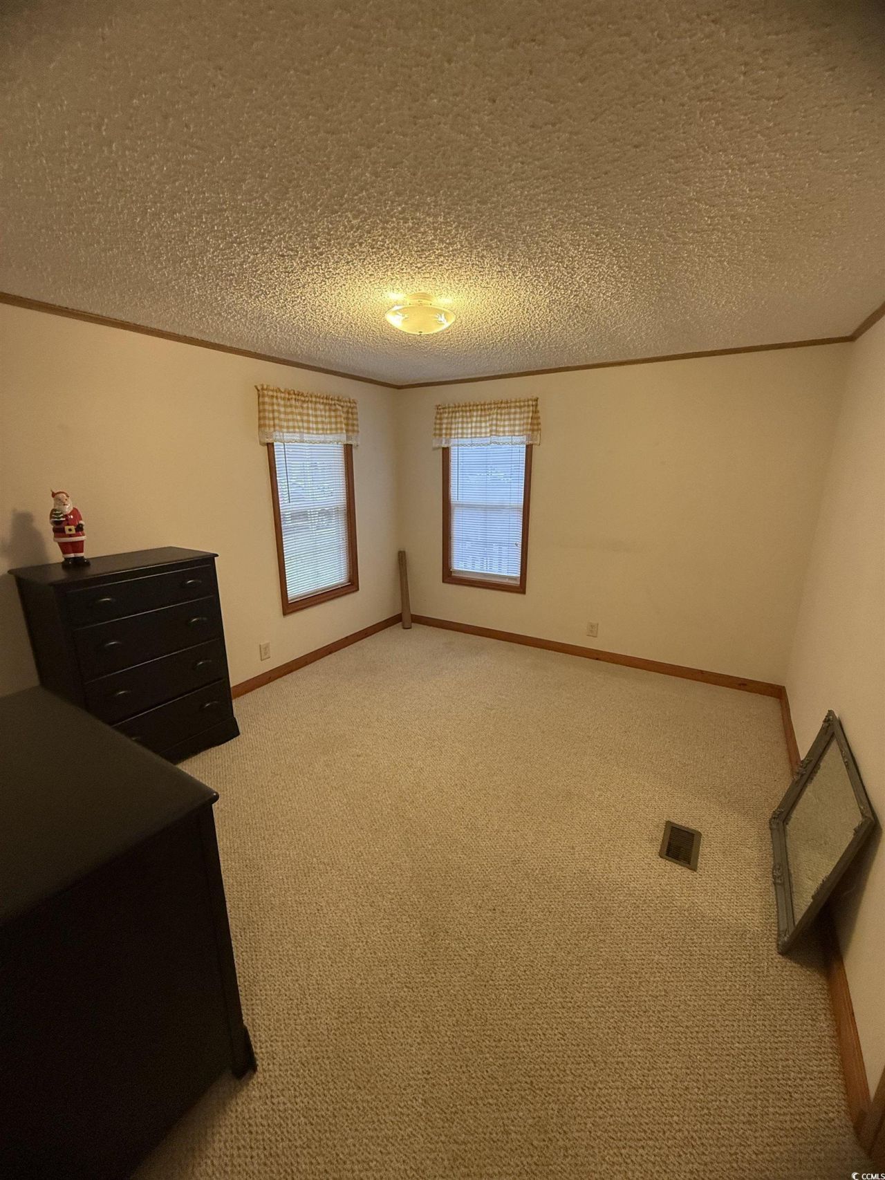 8 Buccaneer St. Photo 26