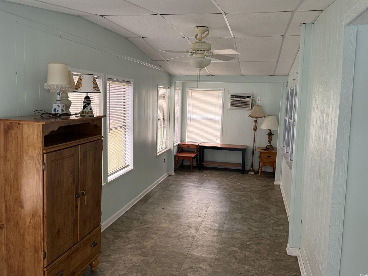 8 Buccaneer St. Photo 6