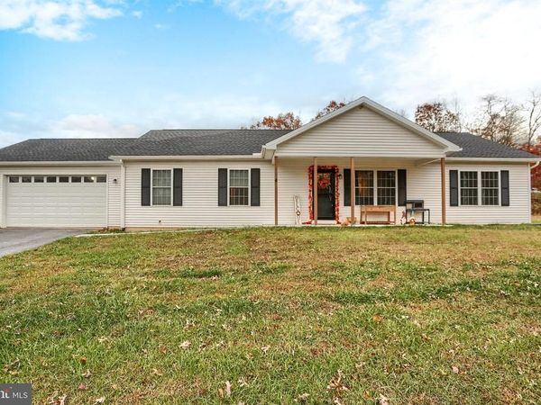 405 SMALL VALLEY ROAD, HALIFAX, PA 17032