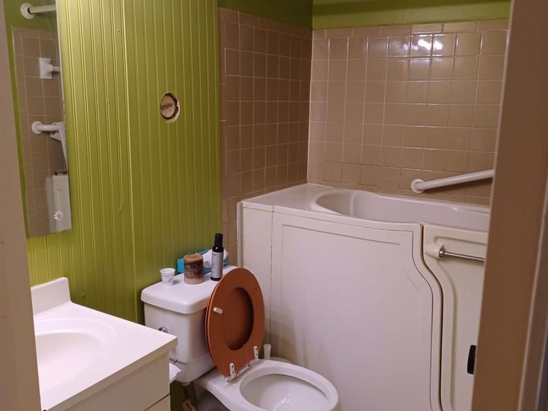 4905 Chalet Drive, Unit 101, Saint Bernard, OH 45217 Photo 12