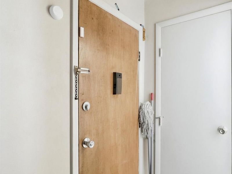 4905 Chalet Drive, Unit 101, Saint Bernard, OH 45217 Photo 7