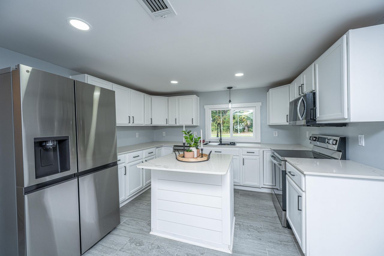 4649 N Highway 52 Photo 18