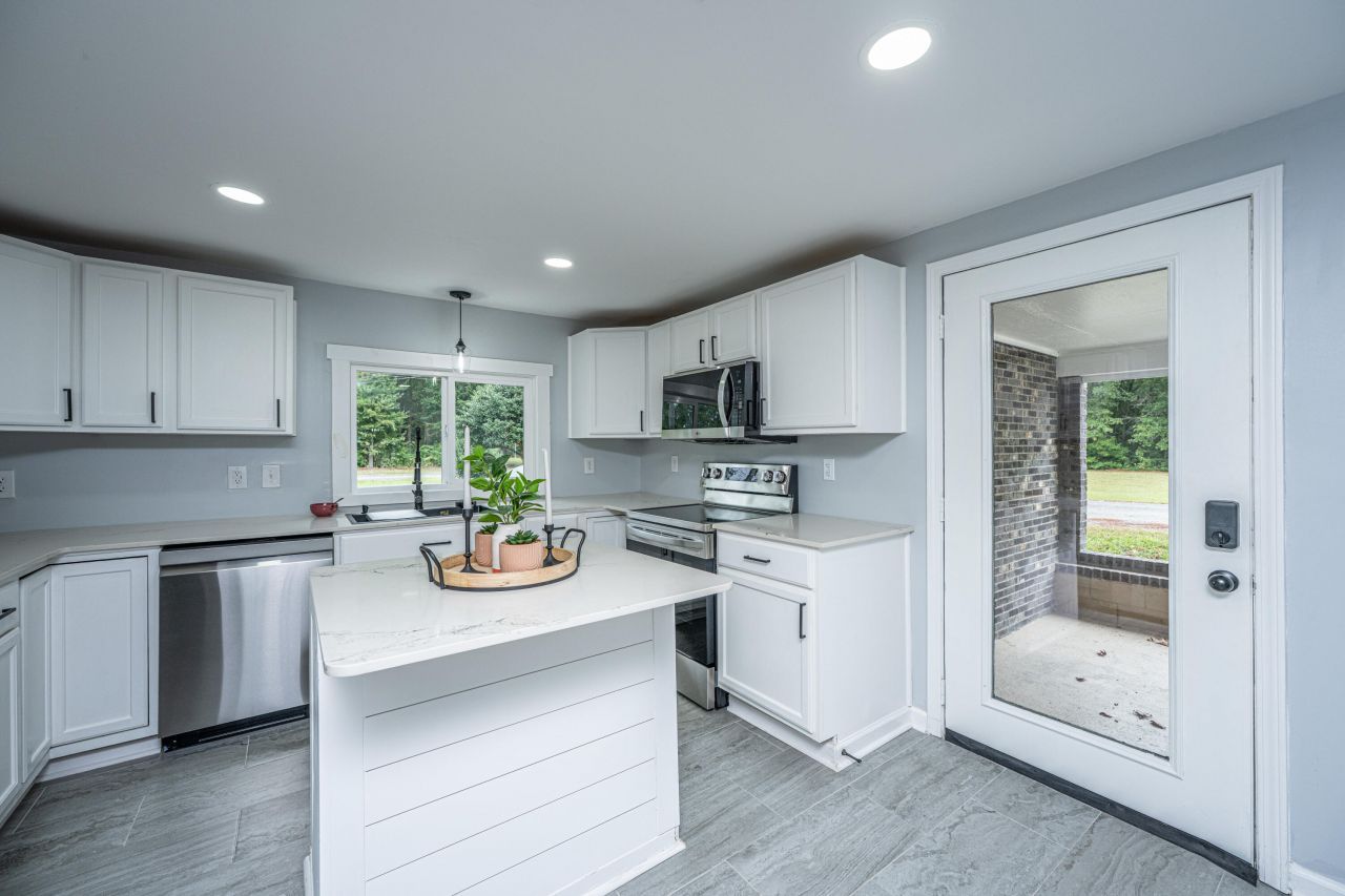 4649 N Highway 52 Photo 20