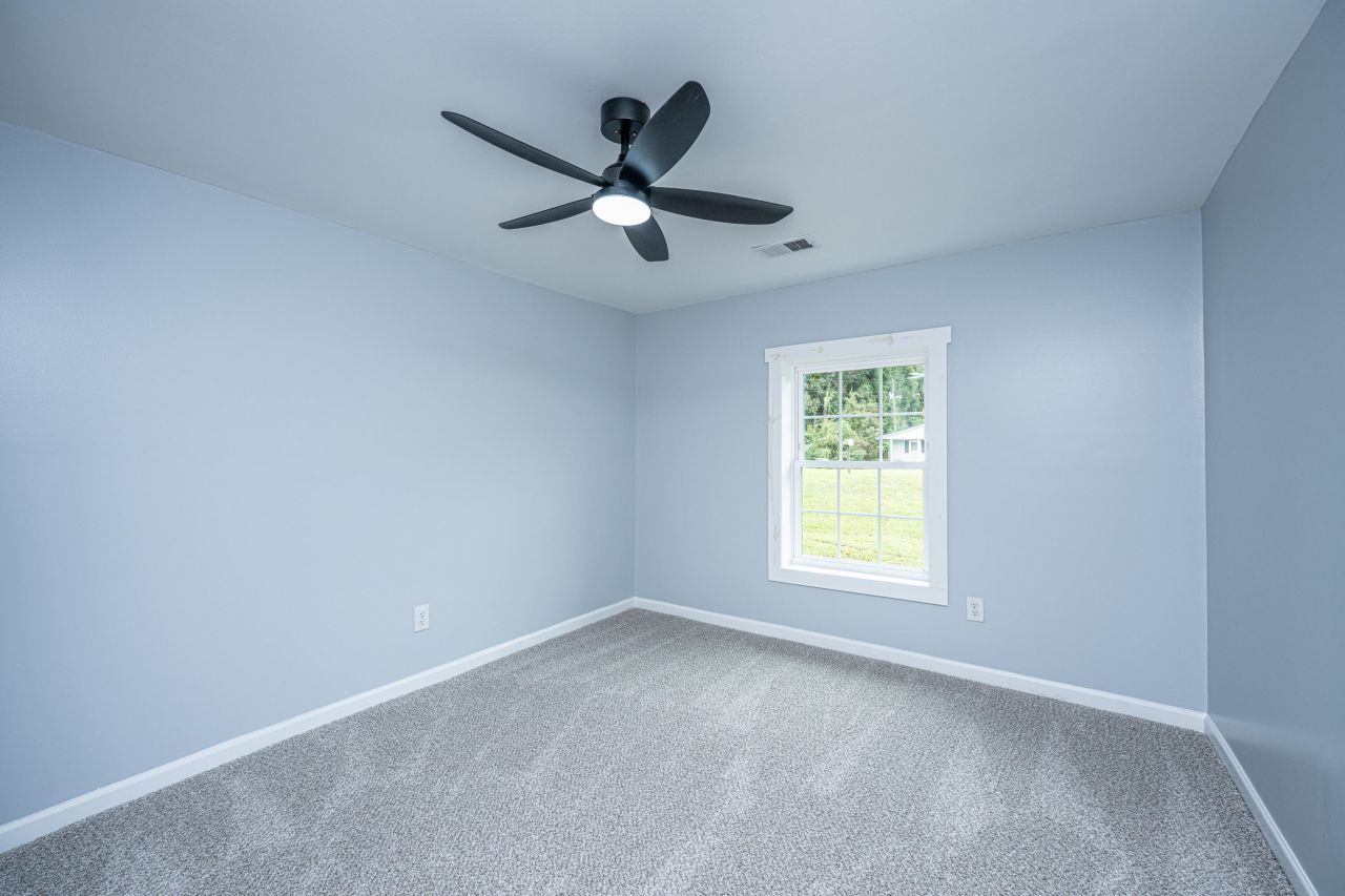 4649 N Highway 52 Photo 31