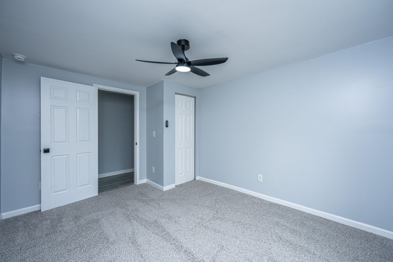 4649 N Highway 52 Photo 33