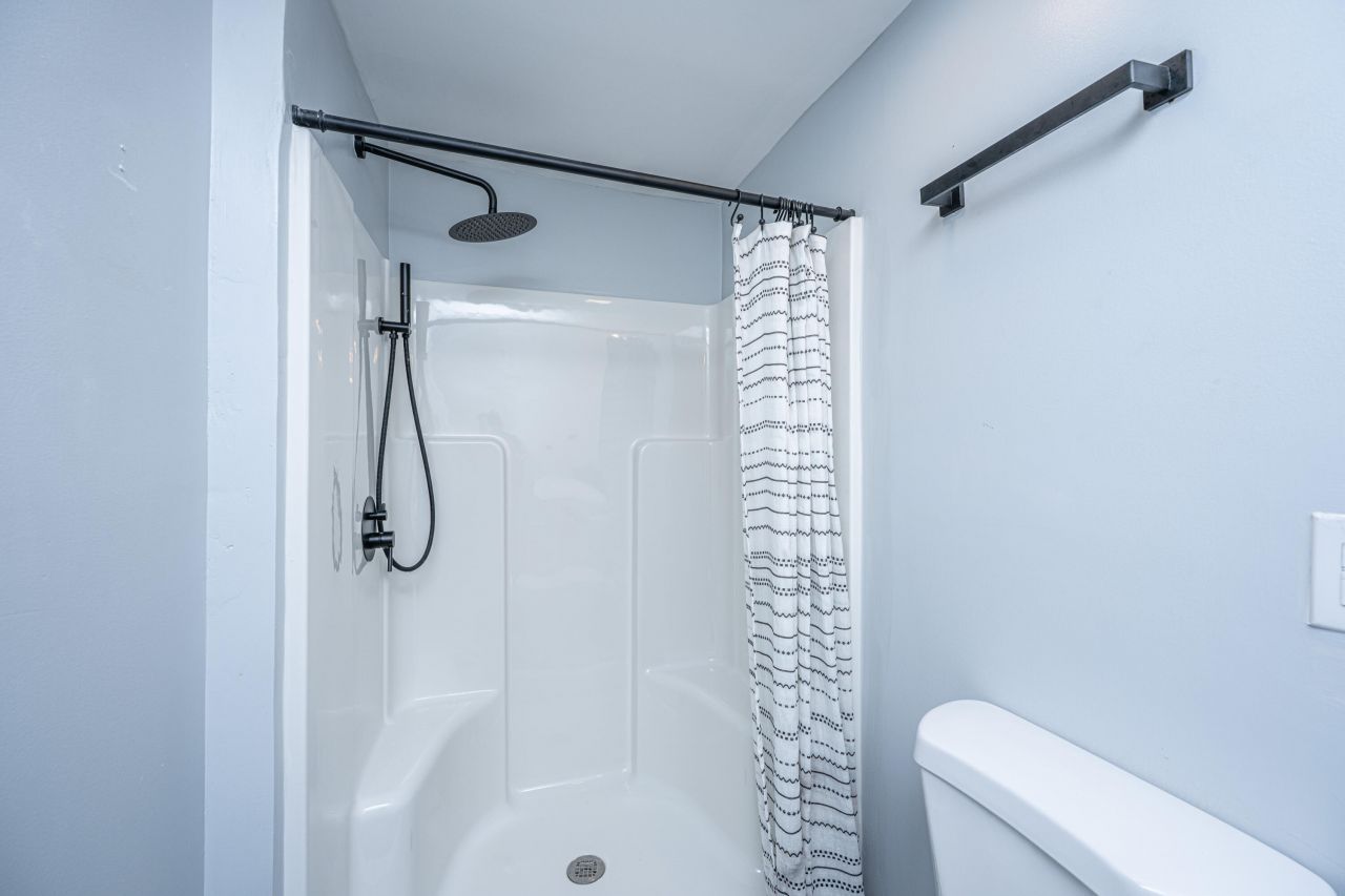 4649 N Highway 52 Photo 36