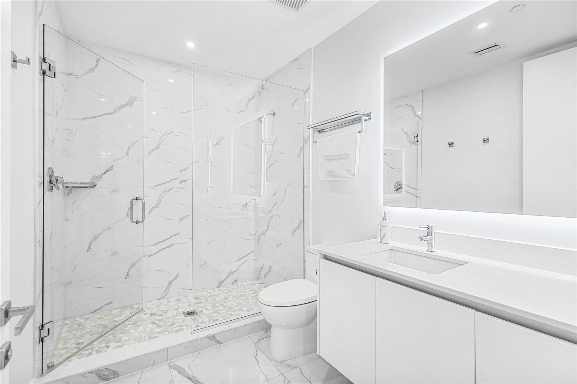 920 Intracoastal Drive, Unit 1502, Fort Lauderdale, FL 33304 Photo