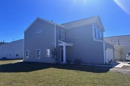 223 Hampton Park Circle photo 4