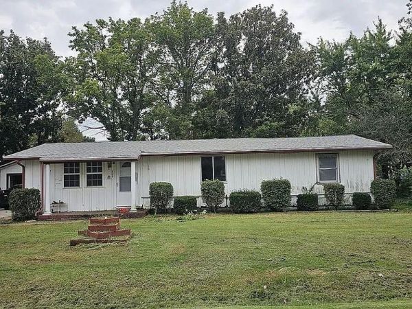 809 Alleghaney Street, Burlington, KS 66839