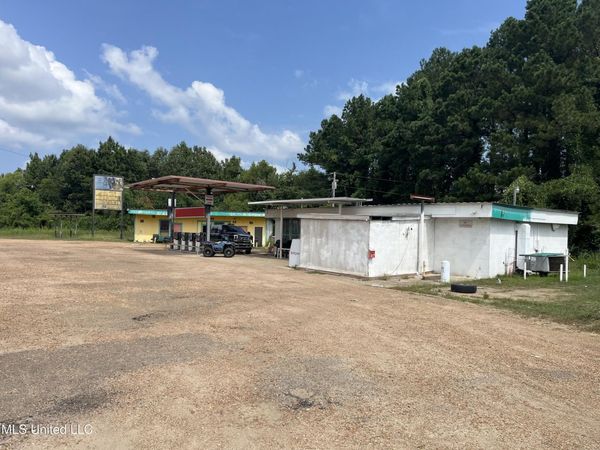 163 Mississippi 28, Fayette, MS 39069