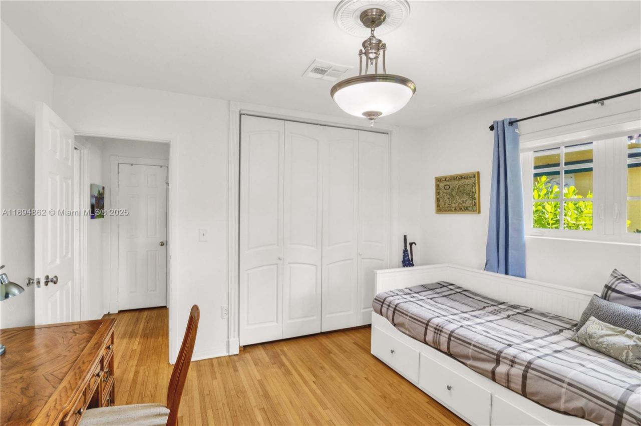 817 Venetia Ave, Coral Gables, FL 33134 Photo