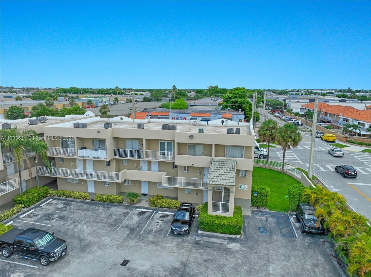 2610 W 76th St, Unit 210, Hialeah, FL 33016 Photo