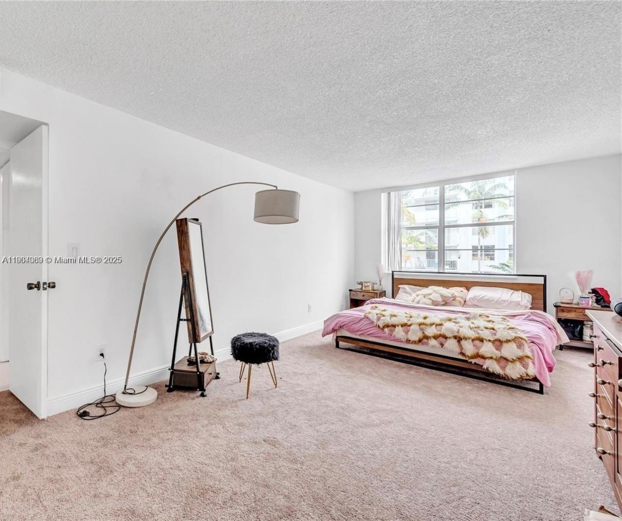 488 NW 165th St Rd, Unit B-312, Miami, FL 33169 Photo