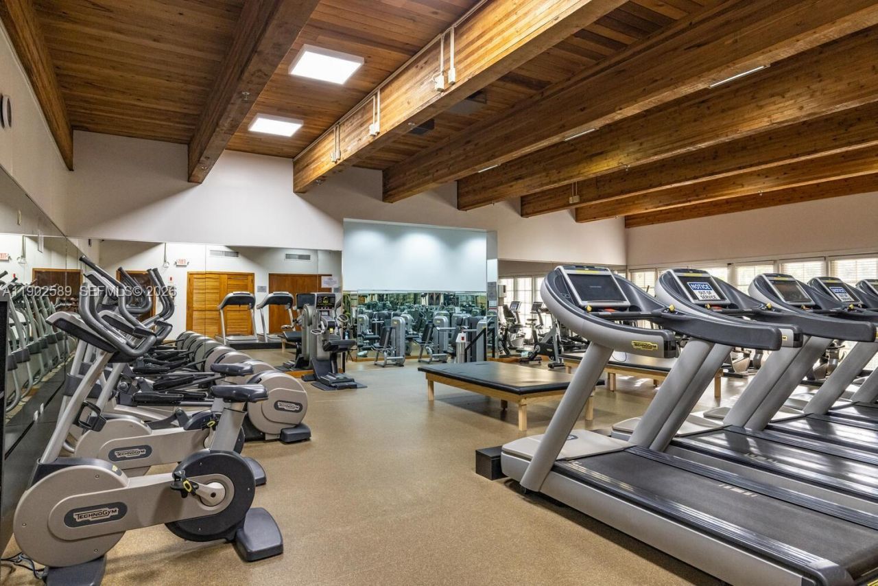4000 Towerside Ter, Unit 412, Miami, FL 33138 Photo