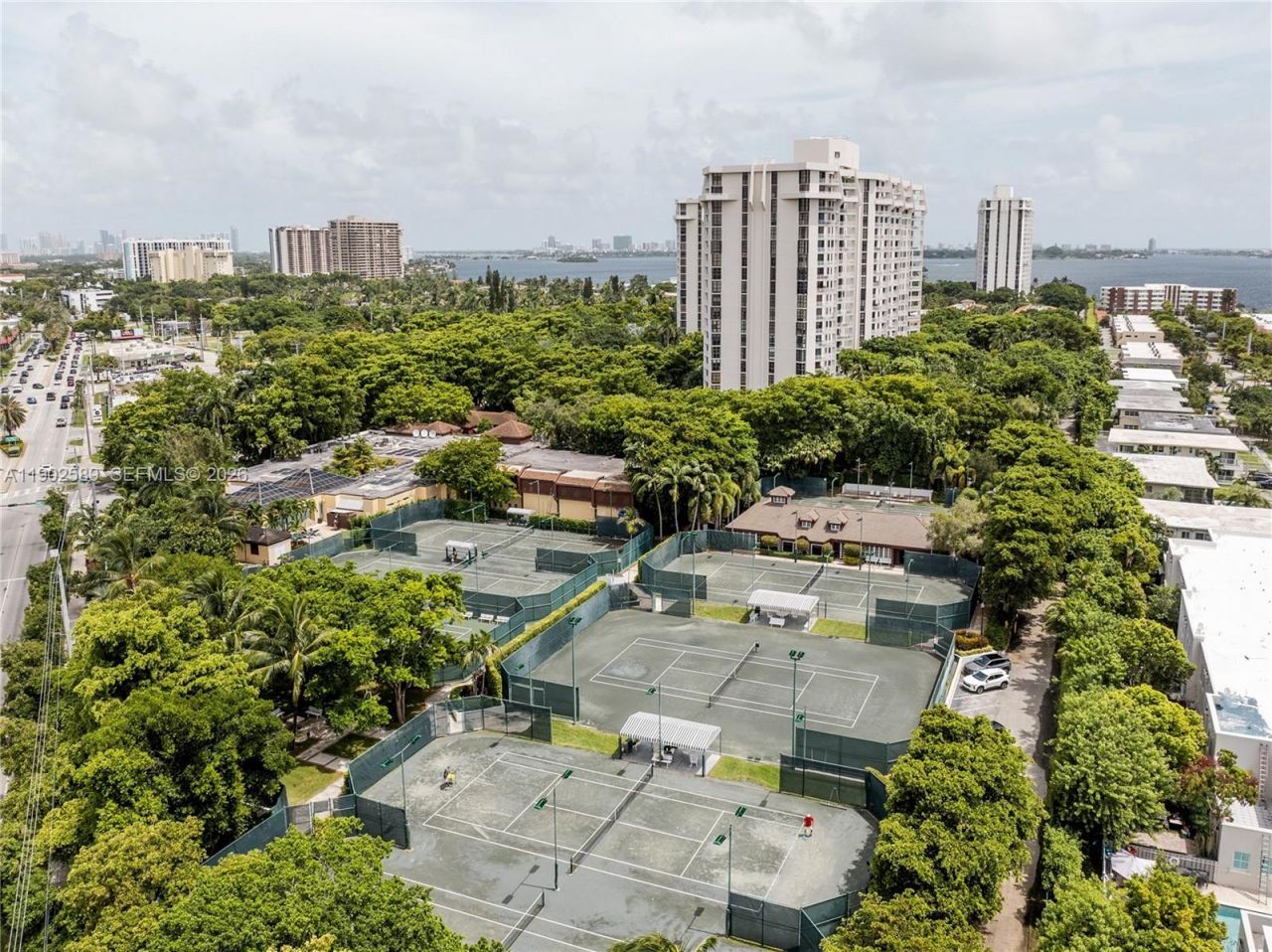 4000 Towerside Ter, Unit 412, Miami, FL 33138 Photo