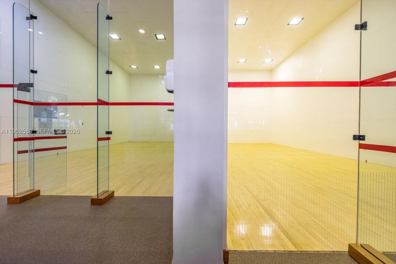 4000 Towerside Ter, Unit 412, Miami, FL 33138 Photo