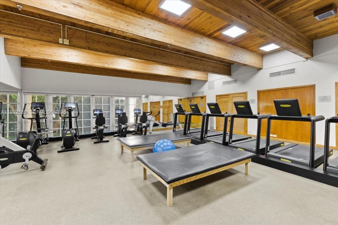 4000 Towerside Ter, Unit 412, Miami, FL 33138 Photo