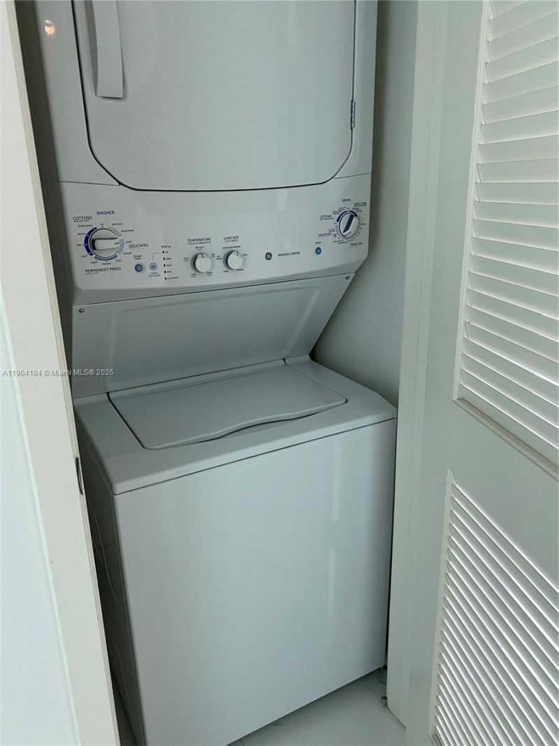 1111 SW 1st Ave, Unit 2516-N, Miami, FL 33130 Photo