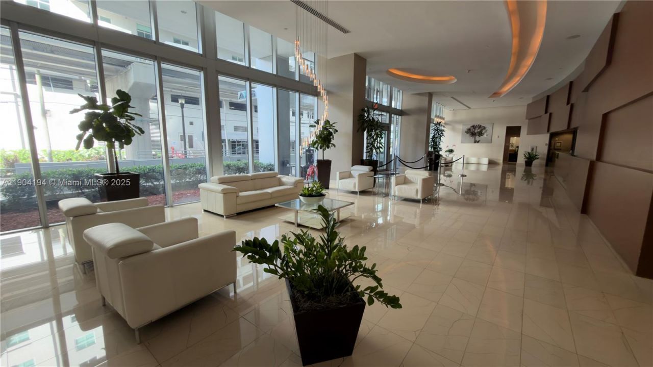 1111 SW 1st Ave, Unit 2516-N, Miami, FL 33130 Photo
