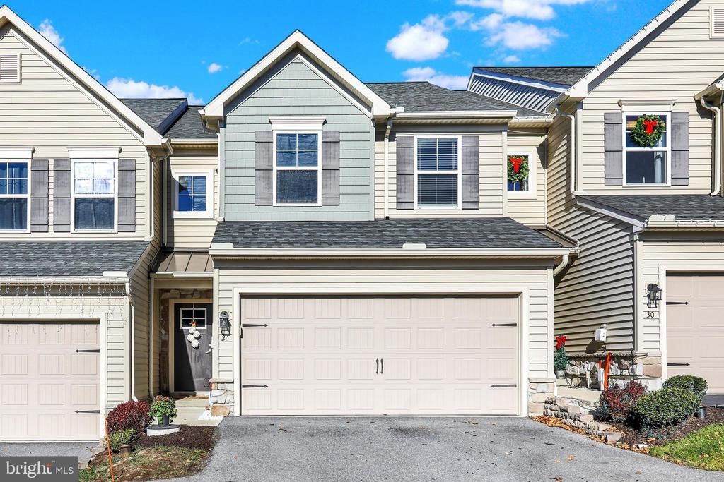 24 Wexford Court, Morgantown, PA 19543 Main Photo