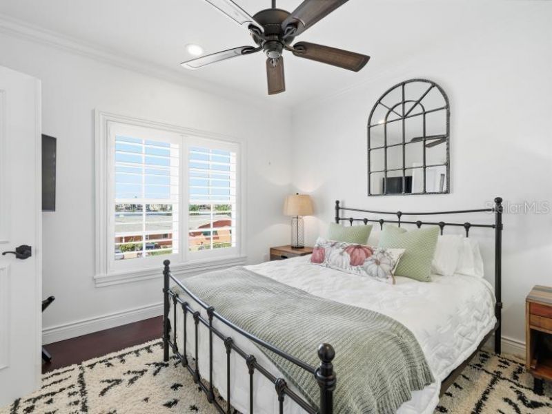 504 55th Avenue, Saint Pete Beach, FL 33706 Photo