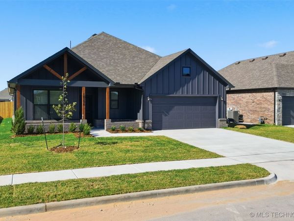 16296 S 90 Avenue E, Bixby, OK 74008
