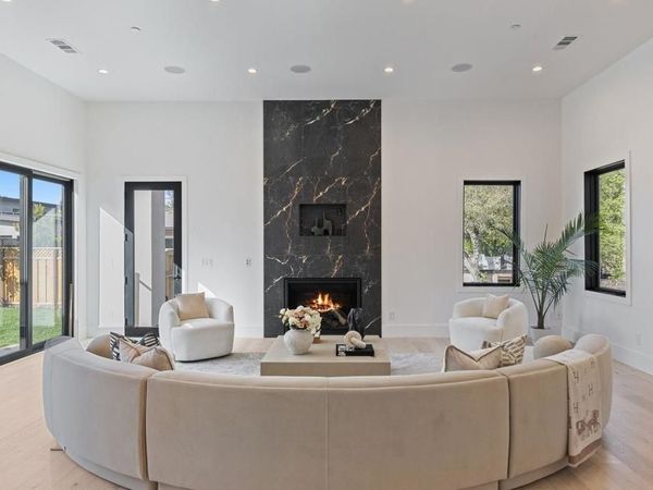 18071 Saratoga Los Gatos Road, Monte Sereno, CA 95030