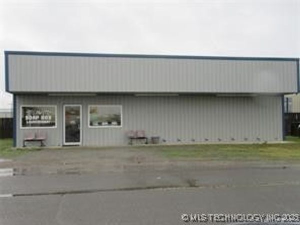 609 E Main, Quinton, OK 74561