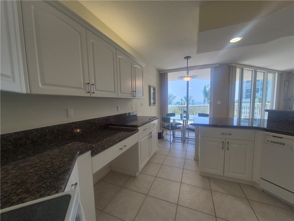 2900 N Highway A1a, Unit 4D, Hutchinson Island, FL 34949 Photo