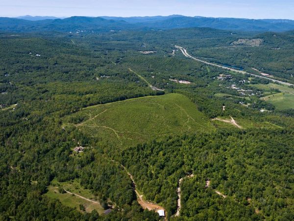 10-6 Page Road, Campton, NH 03223