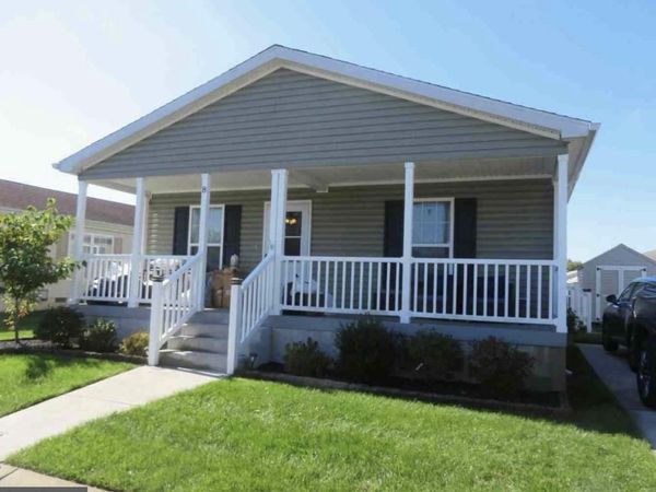 8 LYDIAN DRIVE, WILLIAMSTOWN, NJ 08094