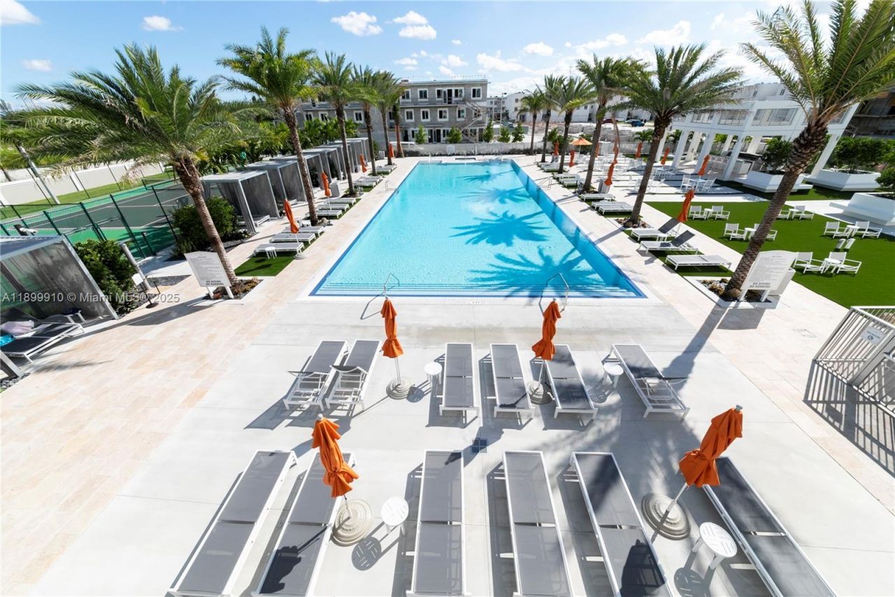 10245 NW 63rd Ter, Unit 206, Doral, FL 33178 Photo