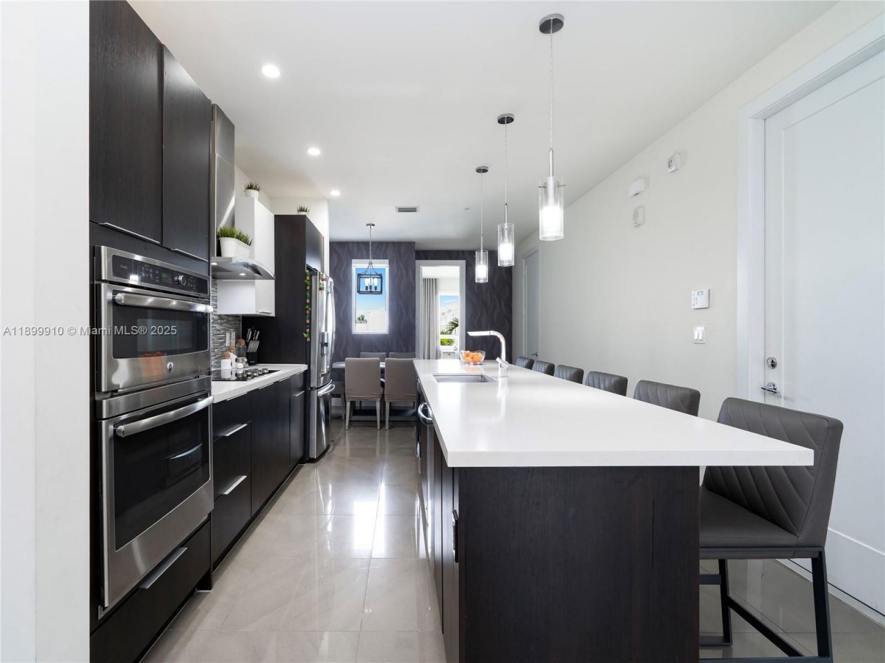 10245 NW 63rd Ter, Unit 206, Doral, FL 33178 Photo