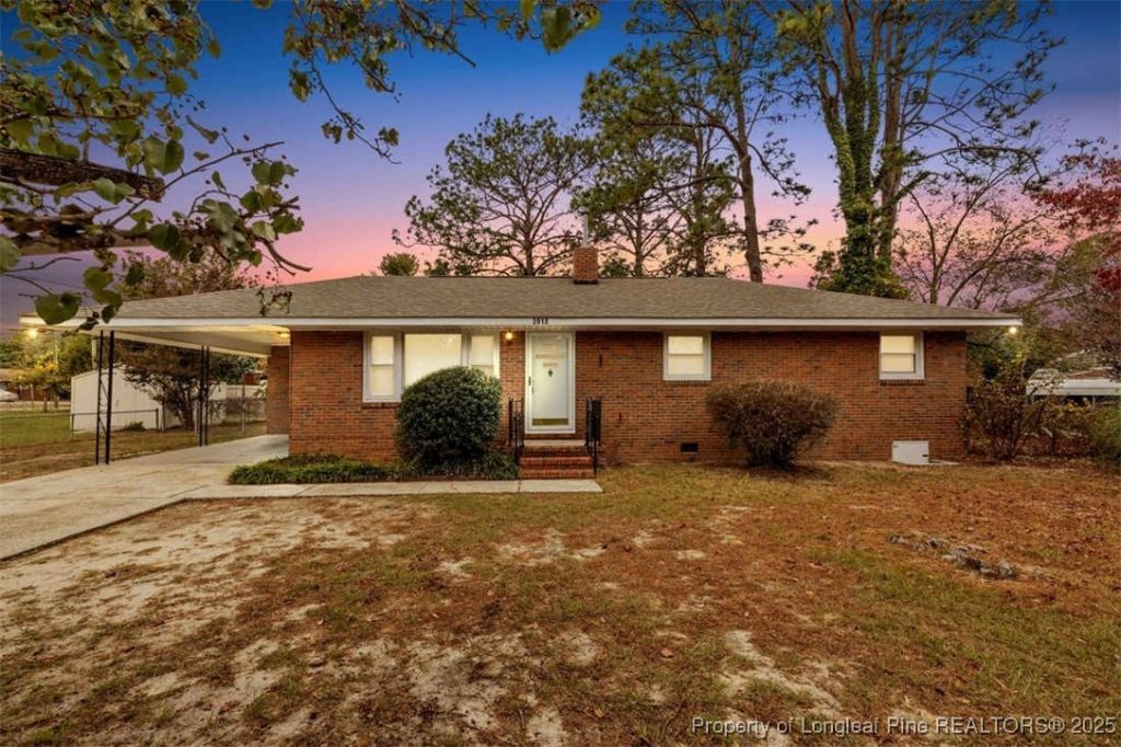 3918 Glenridge Road, Fayetteville, NC 28304 Main Photo