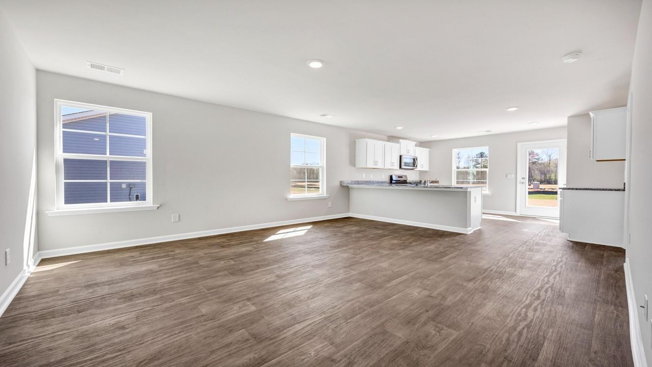 125 Hale Road Photo 12