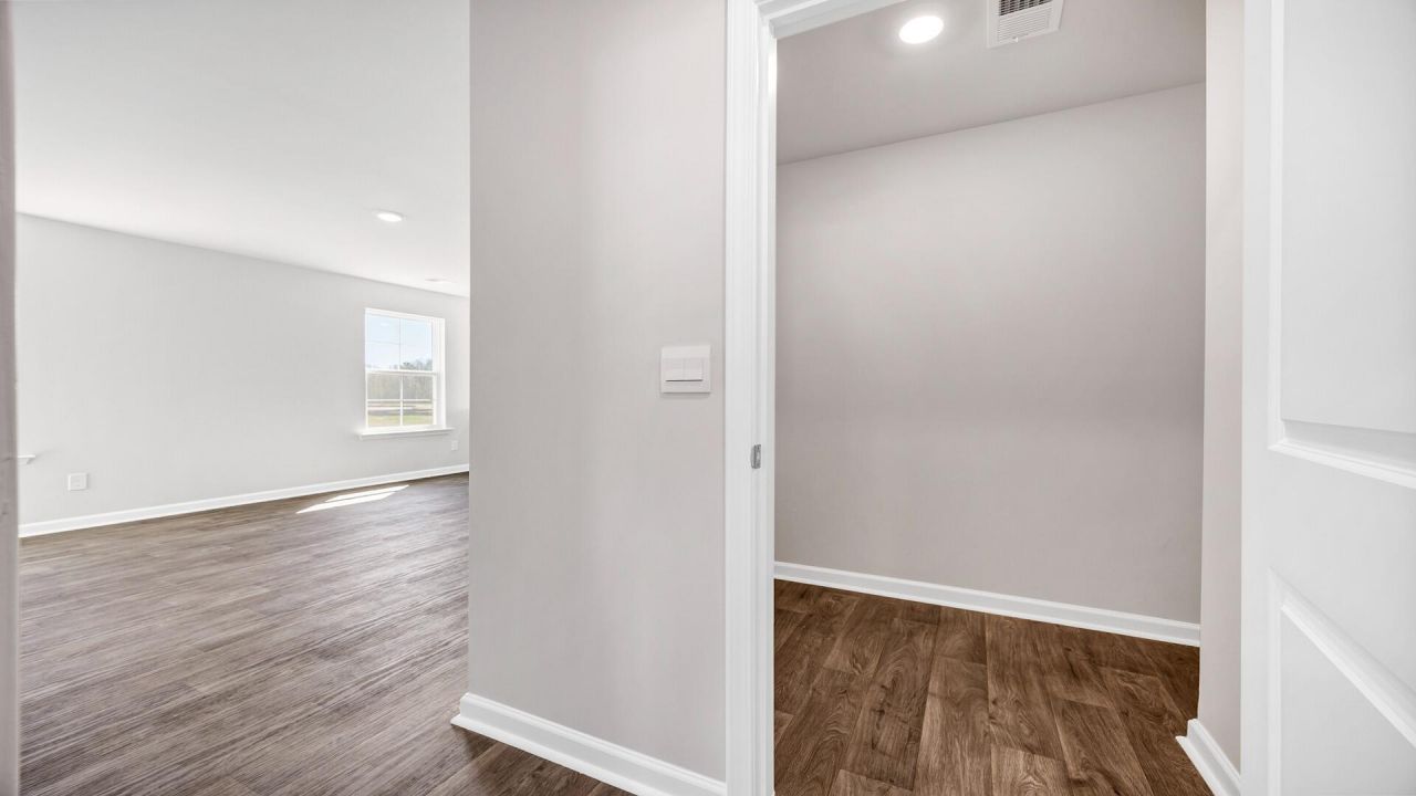 125 Hale Road Photo 27