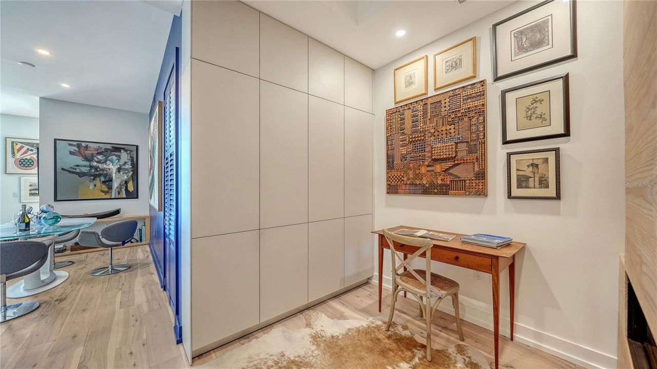 111 S Pineapple Avenue, Unit 1103, Sarasota, FL 34236 Photo