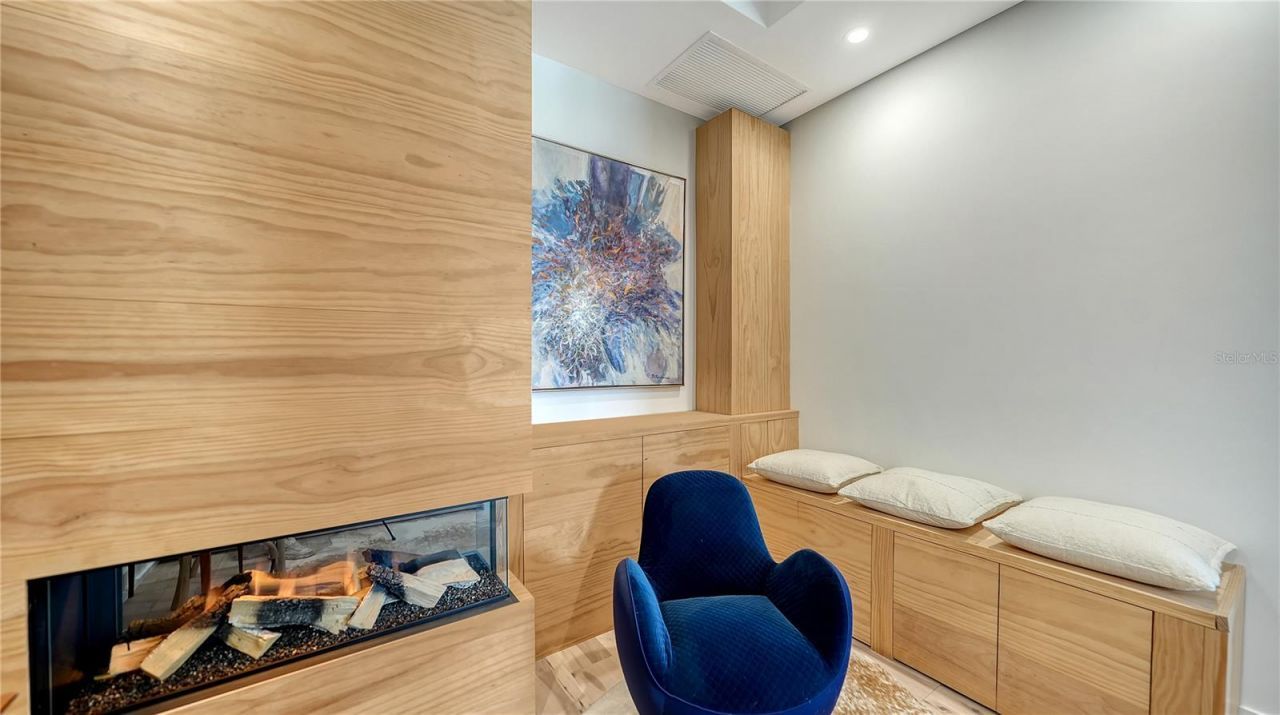 111 S Pineapple Avenue, Unit 1103, Sarasota, FL 34236 Photo